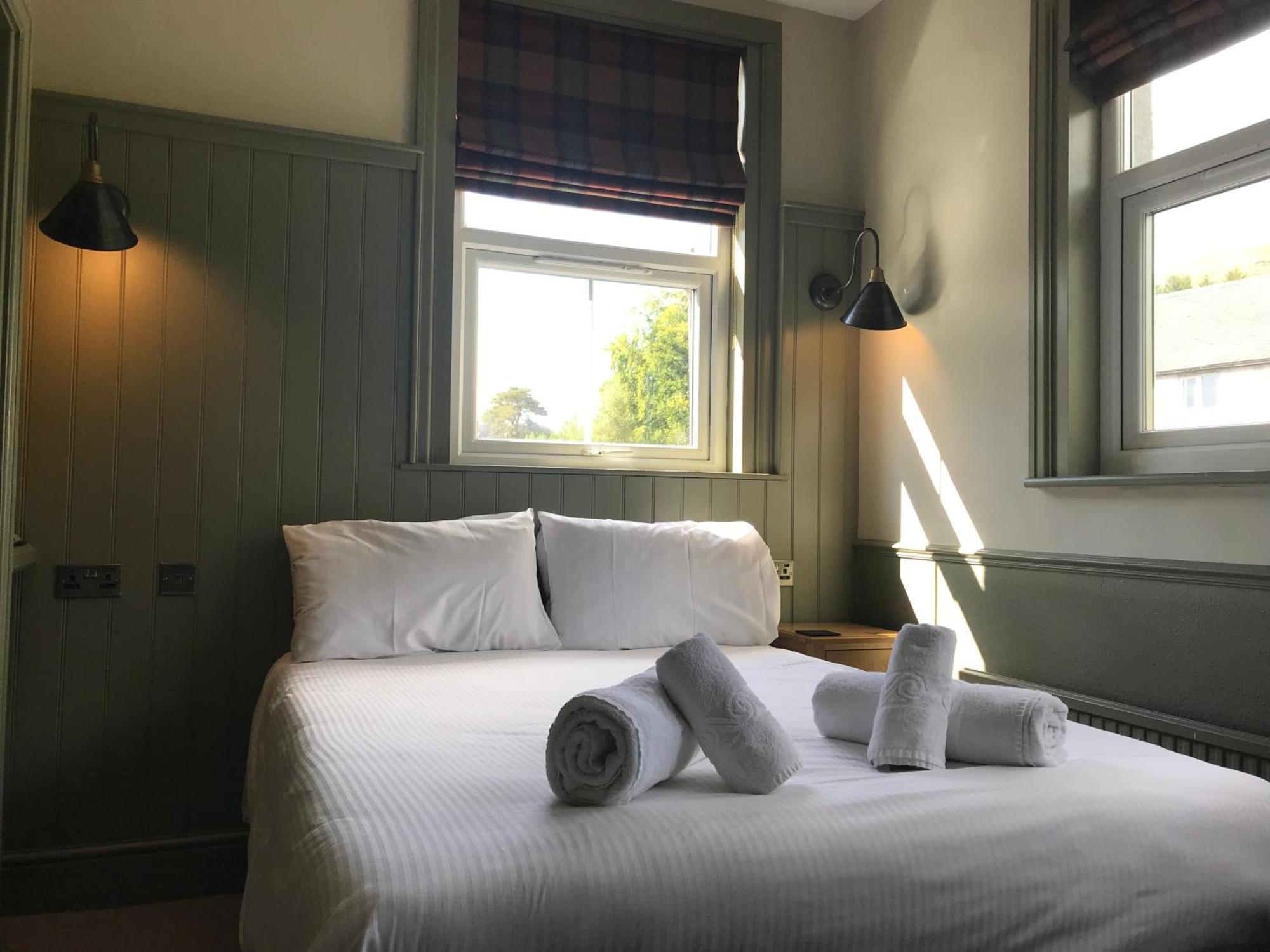 The Horse And Farrier Inn And The Salutation Inn Threlkeld Keswick Exterior foto